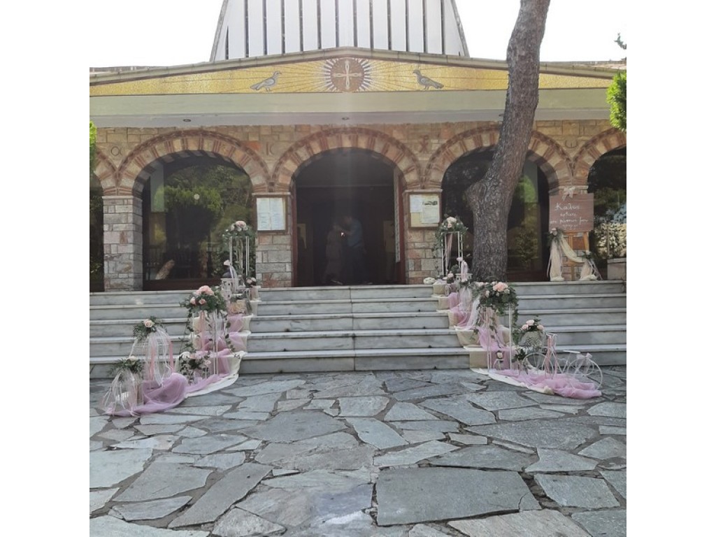 Στολισμός βάπτισης με ροζ τριαντάφυλλο